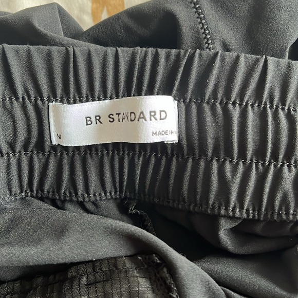 Banana Republic Women’s Black Joggers - Picture 5 of 7